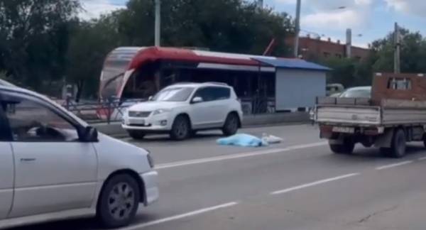 В Улан-Удэ посреди дня насмерть сбили пешехода