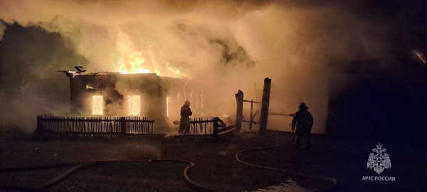 В Иркутской области на пожаре погибла пожилая семейная пара