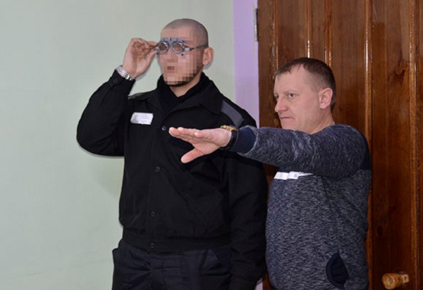 В Иркутске осуждённым проверили зрение
