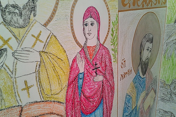 В Забайкалье осуждённые расписали молитвенную комнату 