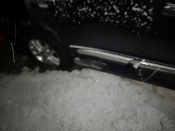 В Бурятии ещё один автомобиль провалился в наледь 