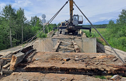 На севере Бурятии ремонтируют мост за 53 млн рублей