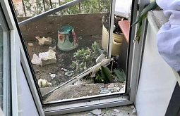 В Бурятии взрывом газового баллончика выбило окна в квартире 