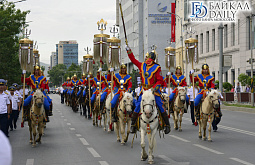 �������� ������� ����� �� 10 000 ��������� � ����� ��� ������