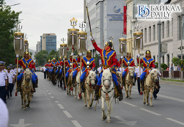 �������� ������� ����� �� 10 000 ��������� � ����� ��� ������