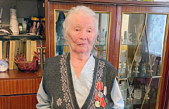 В Улан-Удэ поздравили ветерана с 90-летием