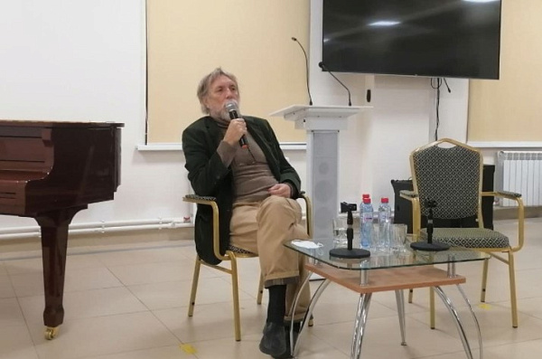 � ����-��� ������ ���������� ������� � ������������ ���������� ����������