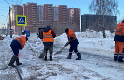В Иркутске в выходные снег убирают в усиленном режиме 