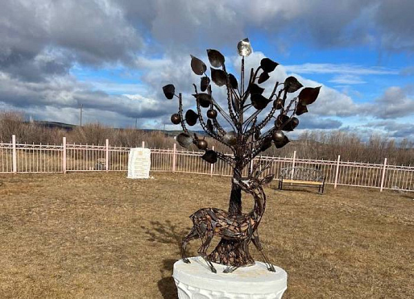 В Бурятии к 75-летию со дня рождения Намжила Нимбуева открыли оригинальный арт-объект