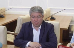 Алексей Цыденов подал документы на выборы главы Бурятии 