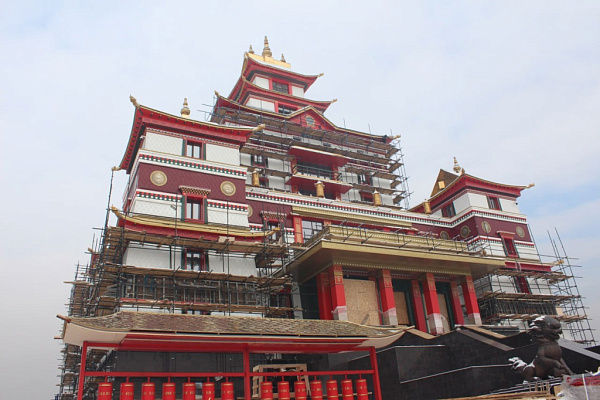 В Туве задерживается открытие буддийского монастыря