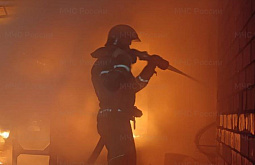 В Иркутской области из-за неисправной печи разбушевался пожар