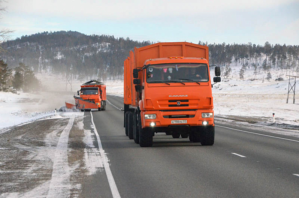 В Бурятии дорожники из-за снегопада переведены на усиленный режим работы