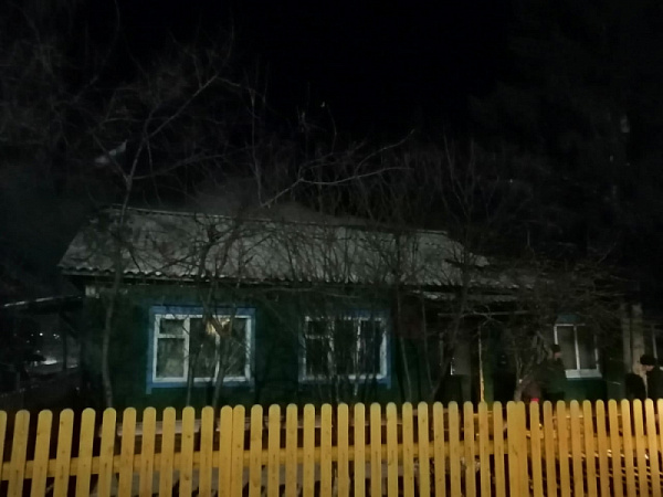 В Иркутской области сельчане отстояли от огня здание администрации 