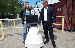 В Бурятии разработали робота, который умеет общаться с людьми