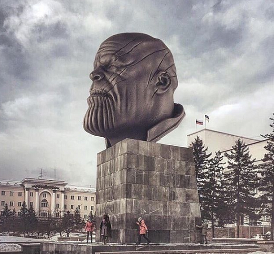 Голову Ленина в Улан-Удэ «заменили» на Таноса