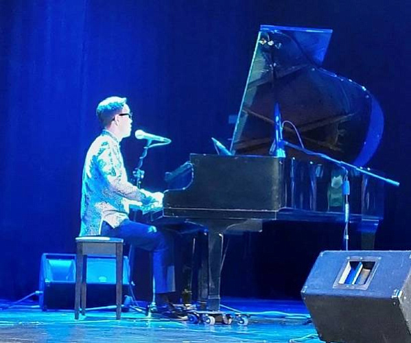 Лудуб Очиров стал студентом Гнесинки 