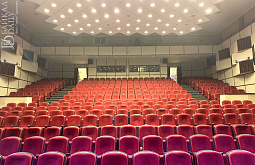 В Улан-Удэ прошла открытая репетиция спектакля о судьбе Дамбы Жалсараева