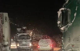 Жителей двух районов Бурятии призвали не ездить в Улан-Удэ из-за мега-пробки