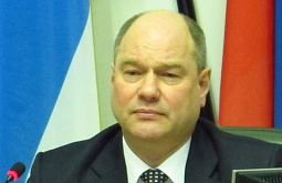 � ����� ����-��� ��������� ��������� ����������� � �����������