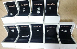 � ��������� ������� �������� ������������� Reebok, Philip Plein � Pandora