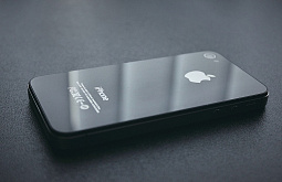 �� ������������ �������� � ����-��� ��������� iPhone