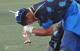 ����� 100 ���: � ������� �������� ��������� ����������  