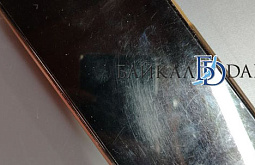 В Улан-Удэ мужчина украл дорогой смартфон у ребёнка