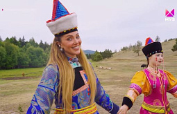 «Ёхор как степ-аэробика»: Бурятию показали в тревел-шоу «Приехали! По-русски»