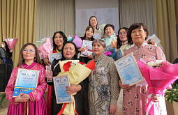 В Улан-Удэ определили лучшего учителя бурятского языка