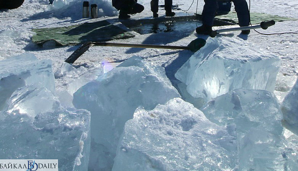 В Бурятии первоклассник погиб, играя на тонком льду 