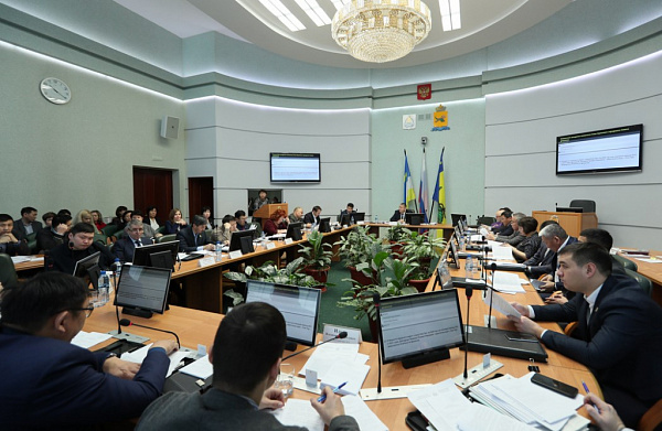 В Улан-Удэ состоялось совместное заседание комитетов горсовета 