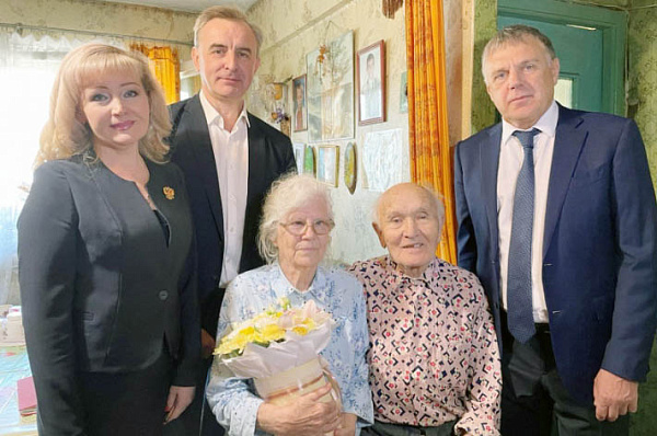 В Иркутской области супруги отметили 65 лет семейной жизни