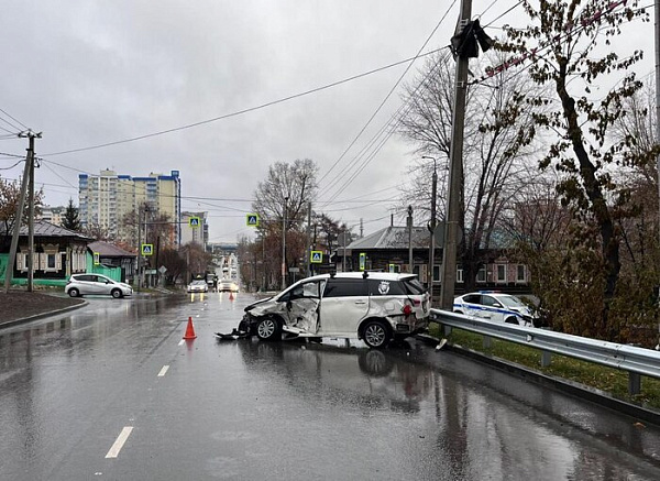 � �������� Toyota Wish ��������� � ���������� ���