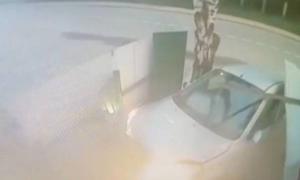 ����� �������� ��� ������, ����������� �������� ����� � ���� � �������