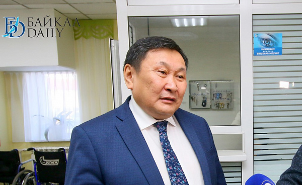 Глава Бурятии принял отставку Дамбинимы Самбуева