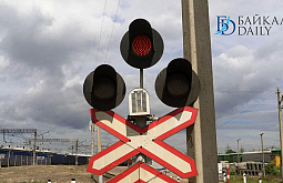 В Забайкалье автомобиль столкнулся с поездом