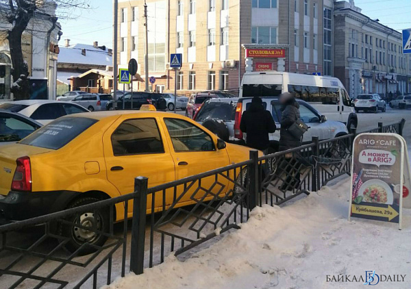 В Улан-Удэ произошло второе за день ДТП с такси 