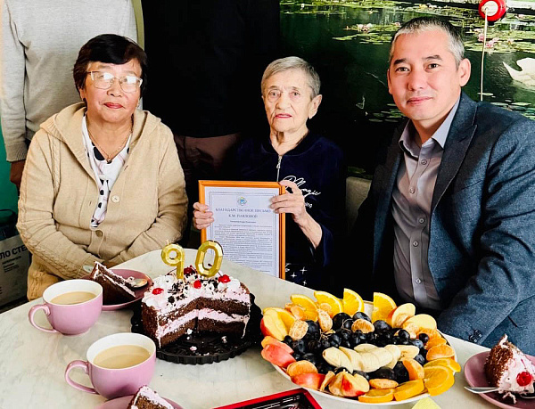 � ��������� ������� 90-����� ������������� ������� �����