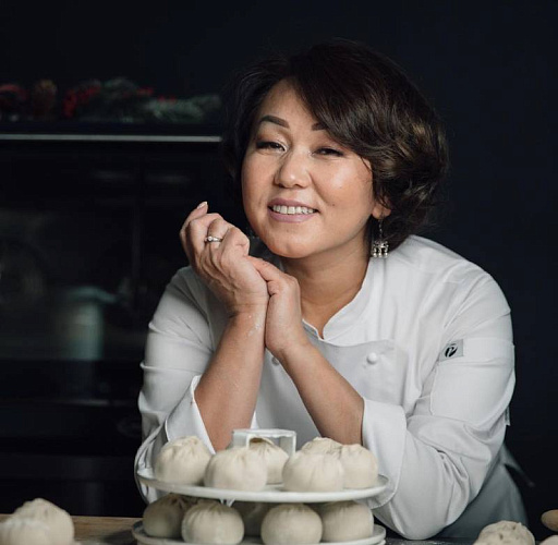 Народная артистка Бурятии открыла доставку шэнэхэнских бууз 