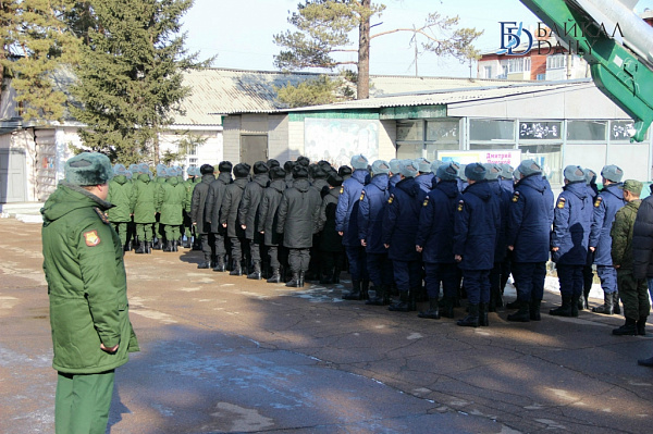 Минобороны опровергло информацию об издевательствах офицеров над срочниками в Забайкалье 