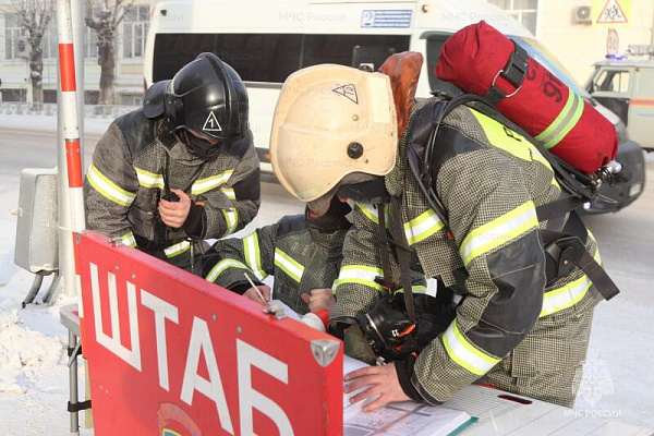 � ��������� ��������������� ������������ ��������� ����� � ������ �����