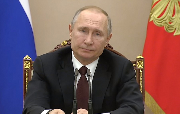 Льготы и выплаты: Путин дал новые поручения в связи с коронавирусом