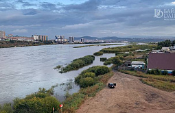 �� ����� ������ � ����-��� ����� 11 ����� � ����� 100 �������� 