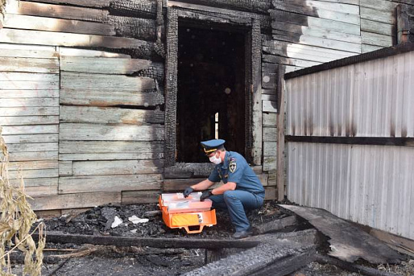 Иркутянин случайно спалил два дома 