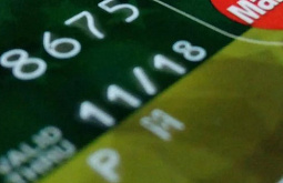 Жительница Бурятии растранжирила деньги с карты знакомого 