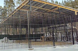 Для мишек в этномузее Улан-Удэ отгрохали новый вольер