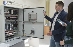 � ����-��� ����������� ���������� ������� c �������� ��������� ��ջ