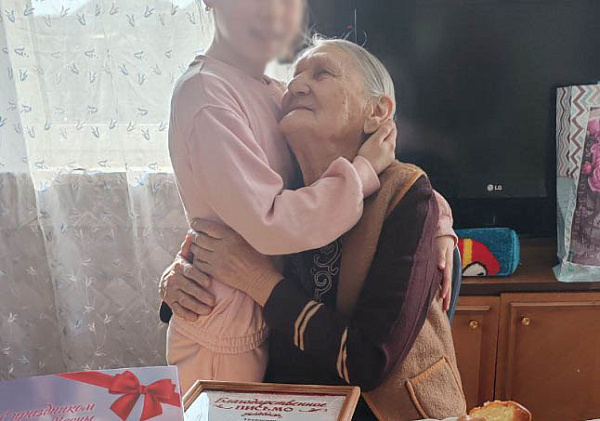 � ������� 8 ����� � 90-������ ���������� �������� ��������������