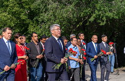 ��������� ����������� ������ ������ ���� ������ �������� � ���� ������� �������������